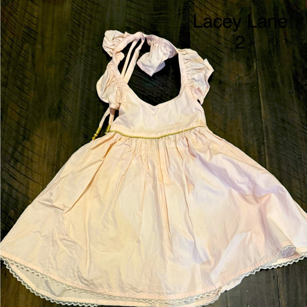 Lacey Lane
2T